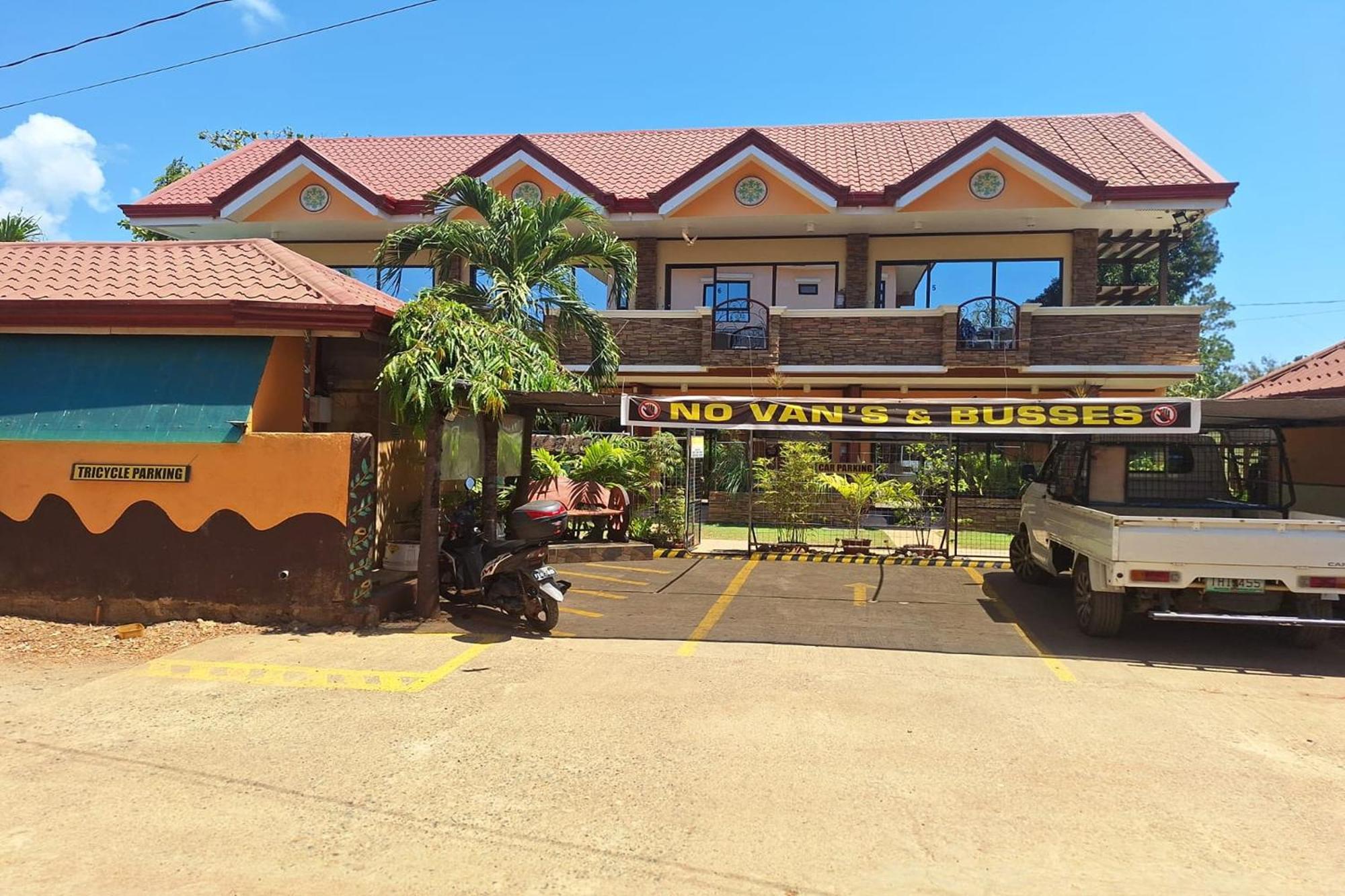 Citadel Bed And Breakfast Puerto Princesa Exterior photo